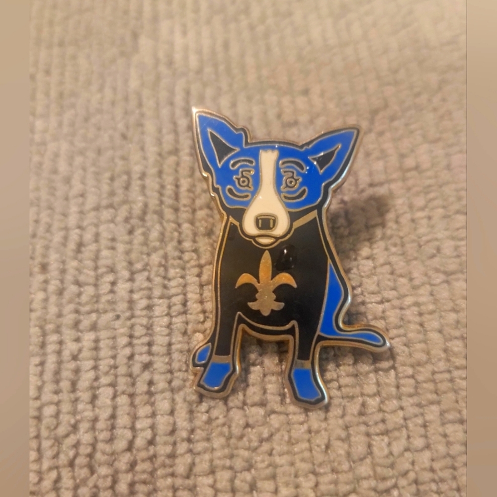 Limited Edition Rodrigue Blue Dog NFL New Orleans Saints Jersey Pin